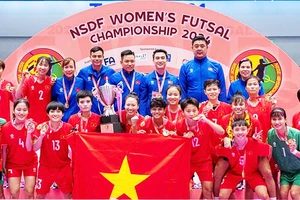 Đội tuyển futsal nữ Việt Nam vô địch bóng đá trong nhà khu vực Đông Nam Á.