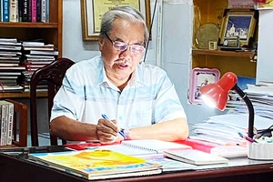 Nhà nghiên cứu Nhâm Hùng.
