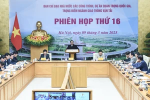 Quang cảnh phiên họp thứ 16 BCĐ các công trình trọng điểm ngành giao thông. 