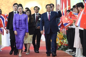 Thủ tướng Phạm Minh Chính và Thủ tướng Vương quốc Thái Lan Paetongtarn Shinawatra đến dự chứng kiến Lễ ký kết hợp tác và trao đổi văn kiện.