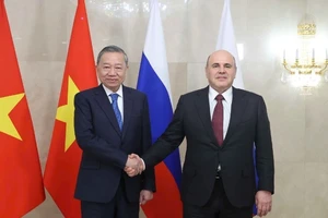 Tổng Bí thư Tô Lâm hội kiến Thủ tướng Liên bang Nga Mikhail Mishustin. (Ảnh: THỐNG NHẤT/TTXVN)