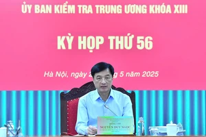 Đồng chí Nguyễn Duy Ngọc, Ủy viên Bộ Chính trị, Bí thư Trung ương Đảng, Chủ nhiệm Ủy ban Kiểm tra Trung ương chủ trì Kỳ họp thứ 56. (Ảnh: ĐĂNG KHOA)