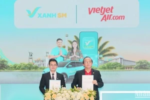 Hãng hàng không Vietjet và Xanh SM vừa ký hợp tác chiến lược để phát triển đa dạng các dịch vụ tiện ích dành cho người dân và du khách, quảng bá du lịch, thu hút đầu tư tại Việt Nam, Indonesia và cả khu vực.