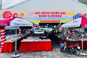 Hội sách thiếu nhi có nhiều hoạt động dành cho trẻ nhỏ.