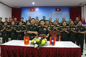 Hai bên ký kết Biên bản ghi nhớ. (Ảnh: Cộng tác viên)