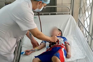 Bệnh nhi được điều trị tại Bệnh viện Bạch Mai