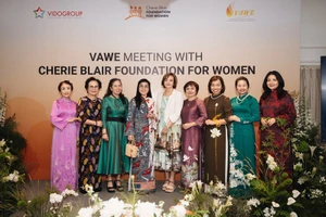 Hiệp hội Nữ Doanh nhân Việt Nam (VAWE) tổ chức buổi gặp gỡ với Quỹ Cherie Blair tại Hà Nội.