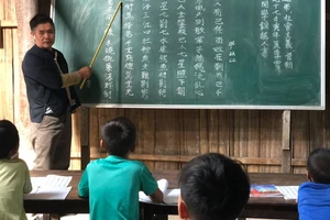 Hành trình 40 năm không mỏi để lưu giữ văn hóa dân tộc Dao
