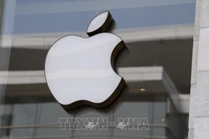 Biểu tượng của Apple ở Washington D.C, Mỹ. (Ảnh: AFP/TTXVN)