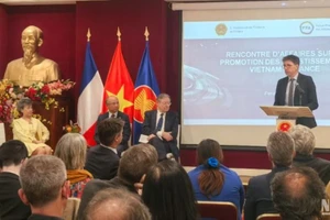 Tại Tọa đàm xúc tiến đầu tư Việt-Pháp, các doanh nghiệp Pháp tin tưởng rằng hợp tác thương mại, đầu tư giữa hai nước sẽ được thúc đẩy mạnh mẽ từ chuyến thăm Việt Nam của Tổng thống Emmanuel Macron.