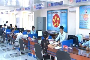 Thủ tướng Chính phủ yêu cầu các bộ ngành, địa phương tập trung tổ chức rà soát, cắt giảm, đơn giản hóa thủ tục hành chính liên quan hoạt động sản xuất, kinh doanh và thủ tục hành chính nội bộ. (Ảnh: VGP)