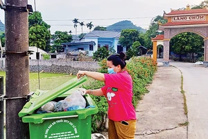 Người dân Hòa Bình đã có ý thức trong việc thu gom bao gói thuốc bảo vệ thực vật đúng quy định.