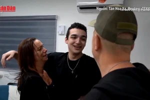 [Video] Lực lượng Hamas thả con tin người Mỹ