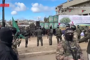 [Video] Lực lượng Hamas đề nghị đổi khoảng 10 con tin lấy 2 tháng ngừng bắn