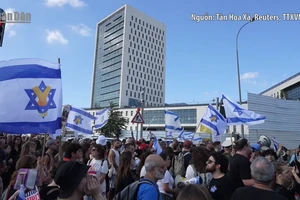 [Video] Hàng nghìn người Israel biểu tình kêu gọi chấm dứt xung đột Dải Gaza