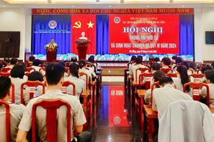 Một buổi sinh hoạt chuyên đề tại Cục Thi hành án dân sự TP Đà Nẵng. Ảnh: Cục Thi hành án dân sự TP Đà Nẵng