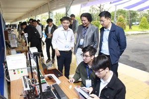 Phong trào nghiên cứu khoa học được chú trọng triển khai tại Trường đại học Sư phạm kỹ thuật- Đại học Đà Nẵng. Ảnh: LÊ VŨ