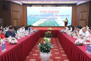 Hội nghị Xây dựng sản phẩm du lịch sinh thái huyện Lộc Bình (tỉnh Lạng Sơn).
