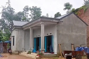 [Video] Dành gần 93 tỷ đồng hỗ trợ xây mới, cải tạo nhà ở cho người có công trên địa bàn Hà Nội 