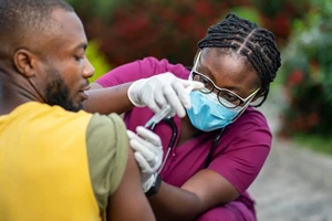Châu Phi hướng tới tự chủ về vaccine. (Ảnh: UNCTAD)