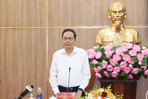 Chủ tịch Quốc hội Trần Thanh Mẫn phát biểu tại buổi làm việc.