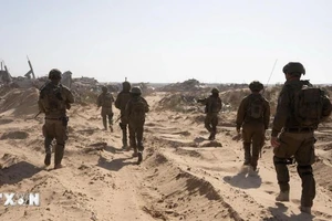 Binh sỹ Israel tiến hành chiến dịch quân sự tại Dải Gaza ngày 21/5/2025. (Ảnh: THX/TTXVN)