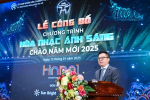 Đồng chí Lê Quốc Minh phát biểu tại Lê công bố chương trình Hòa nhạc ánh sáng-Chào năm mới 2025. Ảnh: Thành Đạt