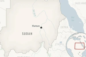 Sudan: Máy bay quân sự rơi xuống khu dân cư gây nhiều thương vong