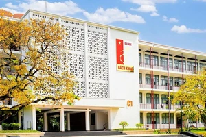 Đại học Bách khoa Hà Nội công bố phương án quy đổi điểm chuẩn tương đương