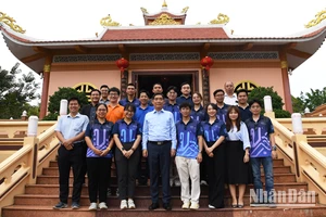 Sinh viên Việt Nam tại Thái Lan học tập và làm theo tư tưởng, đạo đức, phong cách Hồ Chí Minh
