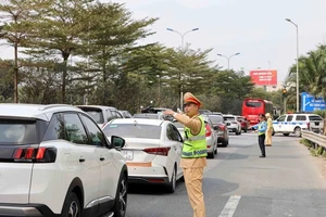 [Video] Hà Nội: Chủ động điều tiết, phân luồng giao thông những ngày cuối kỳ nghỉ lễ