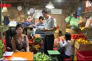 [Video] Tăng cường công tác chống buôn lậu, gian lận thương mại và hàng giả trong tình hình mới