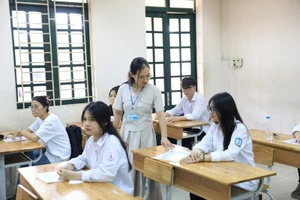 [Video] Siết chặt kiểm tra từng khâu tại kỳ thi tốt nghiệp Trung học phổ thông năm 2025