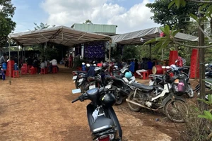 Chính quyền địa phương kêu gọi khuyên góp kinh phí tổ chức hậu sự cho nạn nhân.