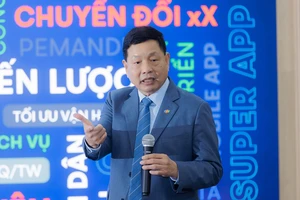 Vietnam Airlines và FPT hợp tác đẩy mạnh chuyển đổi số toàn diện