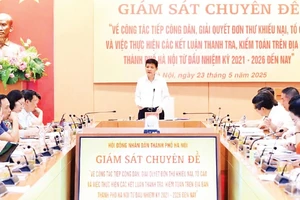 Đoàn giám sát đề nghị Thanh tra thành phố Hà Nội phối hợp với ủy ban nhân dân các cấp, đặc biệt là cấp huyện, để rà soát các vụ việc còn tồn đọng.