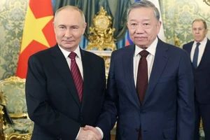 Tổng Bí thư Tô Lâm hội đàm hẹp với Tổng thống Nga Vladimir Putin. 