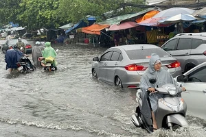 [Video] Các địa phương khẩn trương khắc phục thiệt hại do mưa dông, chủ động ứng phó lũ quét và biển động