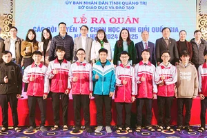 100% học sinh đội tuyển môn Tin học đạt giải tại Kỳ thi học sinh giỏi quốc gia năm học 2024-2025 .