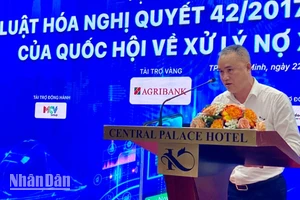 Ông Nguyễn Đức Lệnh, Phó Giám đốc Ngân hàng Nhà nước khu vực 2 phát biểu. 