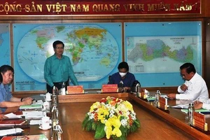 Đồng chí Mai Văn Chính phát biểu tại buổi làm việc.