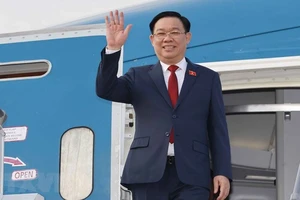 [Ảnh] Chủ tịch Quốc hội bắt đầu thăm chính thức Cộng hòa Hồi giáo Iran