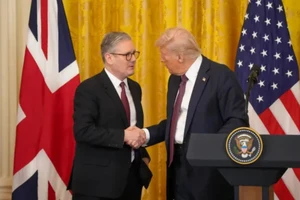 [Video] Tổng thống Trump thông báo nước đạt thoả thuận thương mại đầu tiên