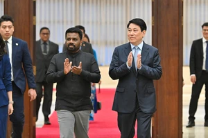 Chủ tịch nước Lương Cường và Tổng thống Sri Lanka Anura Kumara Dissanayaka tới dự buổi chiêu đãi.