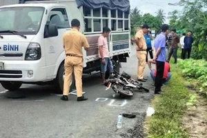 Hiện trường vụ tai nạn giao thông khiến cháu Nguyễn Ngọc Bảo Trân tử vong. (Ảnh: Báo CAND)