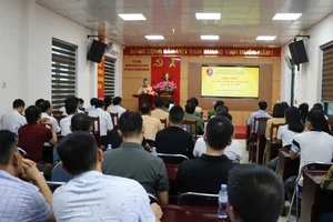 Quang cảnh khai mạc kỳ thi sát hạch.