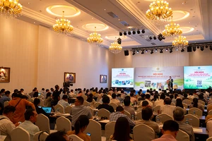 Toàn cảnh Hội nghị thúc đẩy phát triển sản xuất thuốc bảo vệ thực vật tại Việt Nam.