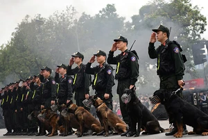 Những màn biểu diễn mãn nhãn của lực lượng kỵ binh và cảnh khuyển, với kỹ thuật điêu luyện và sự phối hợp nhịp nhàng trong các hoạt động biểu diễn.