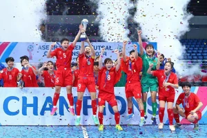 Đội tuyển futsal nữ Việt Nam lên ngôi vô địch tại giải Đông Nam Á 2024. (Ảnh PFF)