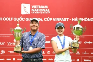 Các tay golf trẻ Nguyễn Đức Sơn và Lê Chúc An đăng quang nội dung nam và nữ Giải vô địch golf quốc gia 2024. 